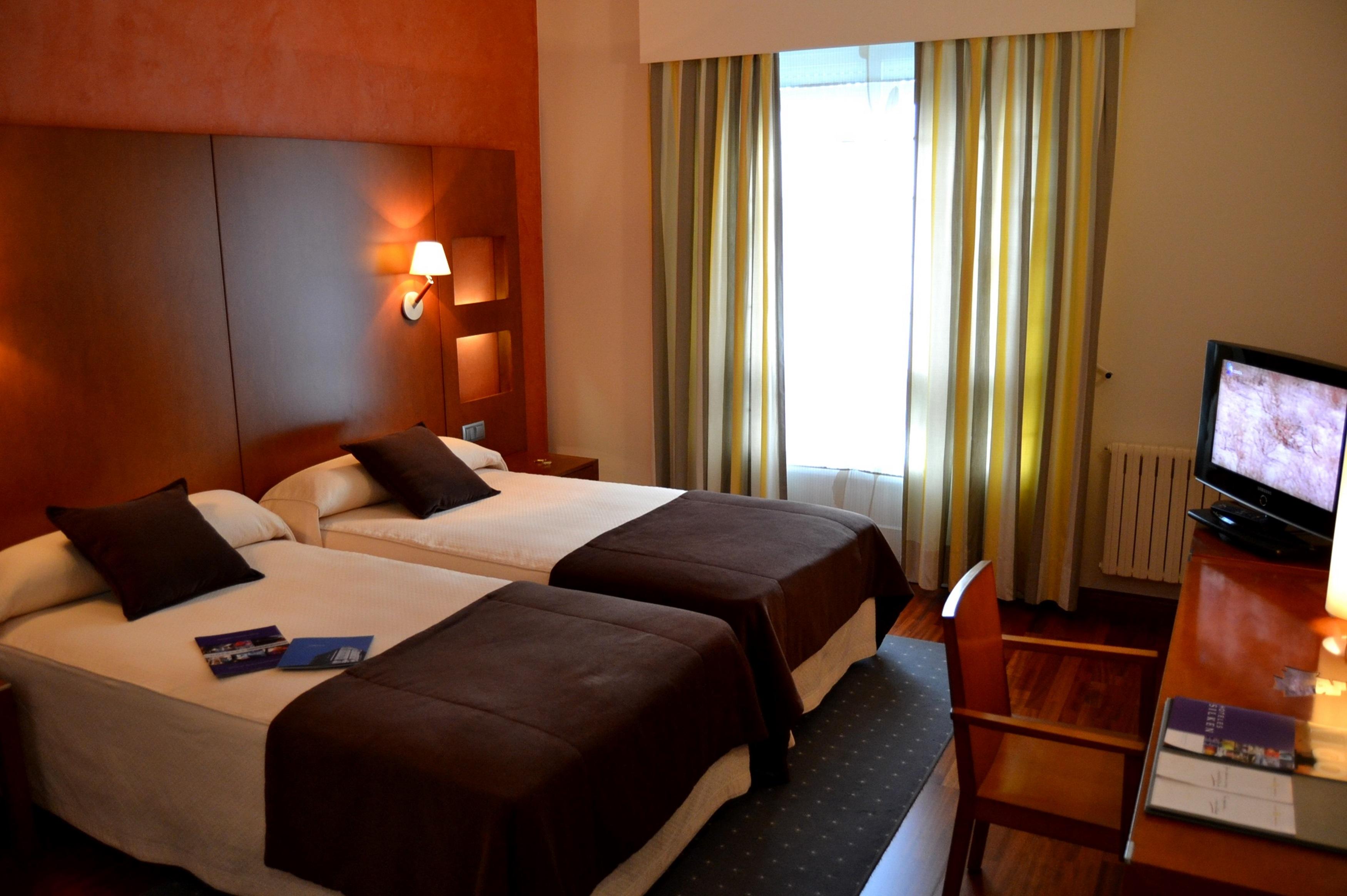 Hotel Maroa Vigo Bagian luar foto