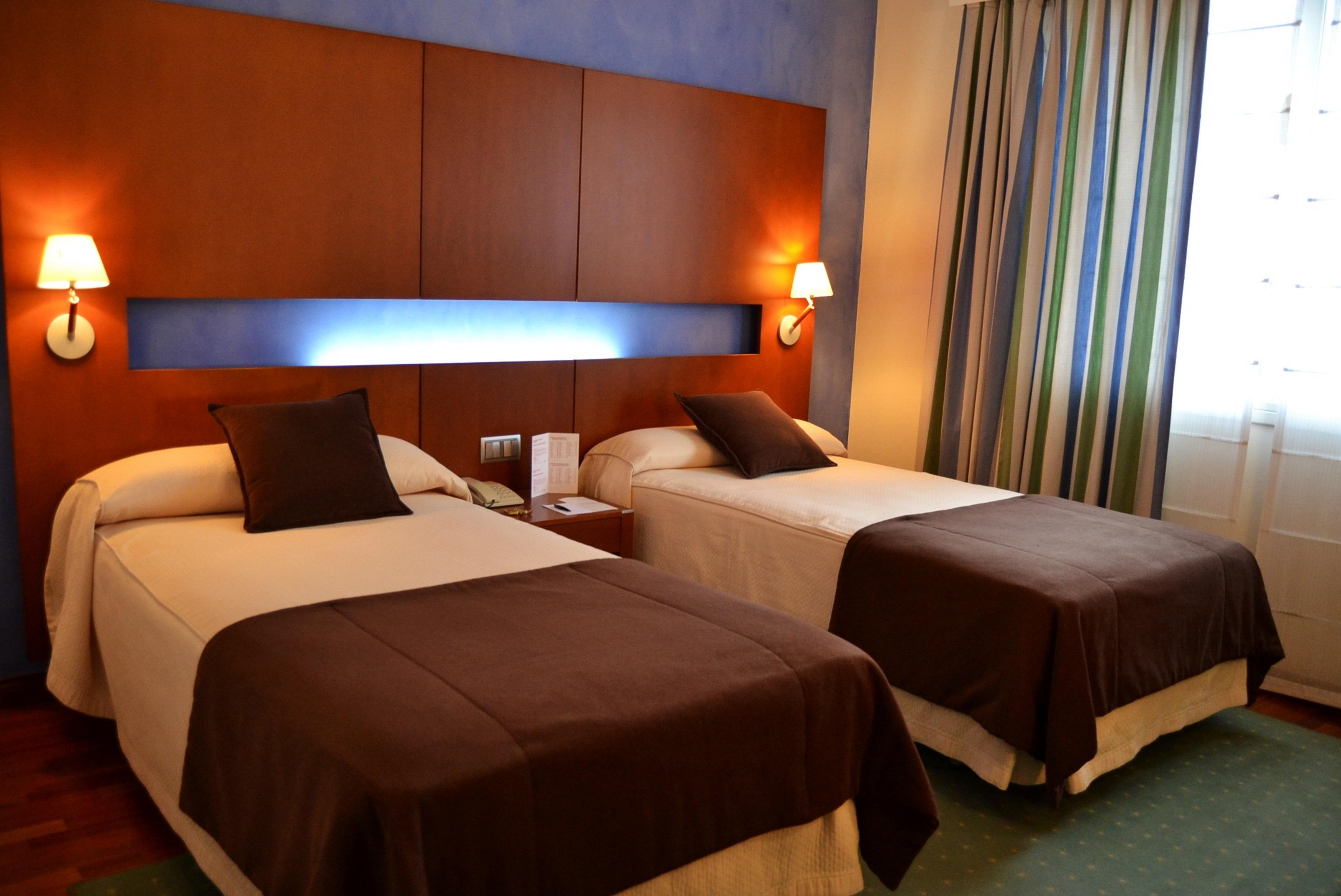 Hotel Maroa Vigo Bagian luar foto