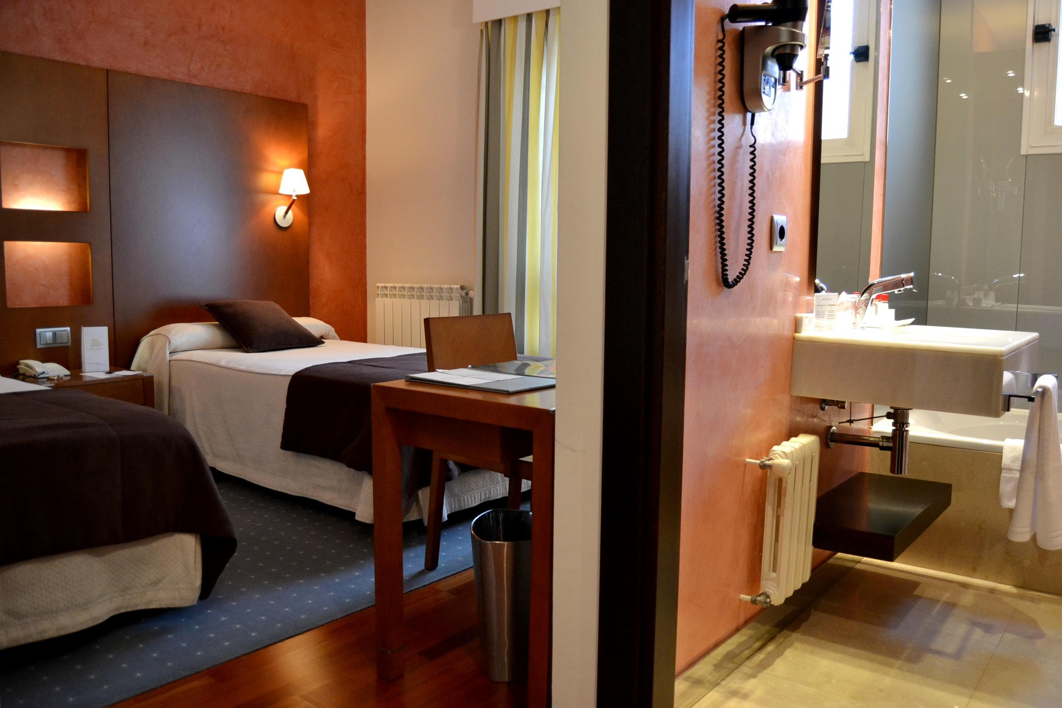 Hotel Maroa Vigo Bagian luar foto