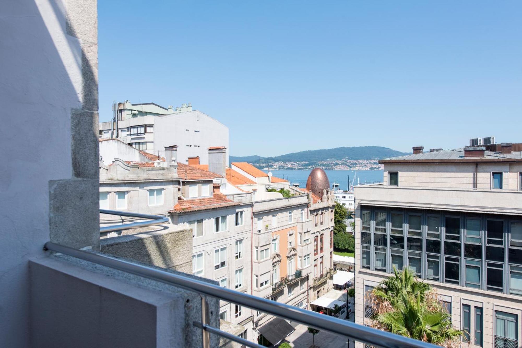 Hotel Maroa Vigo Bagian luar foto
