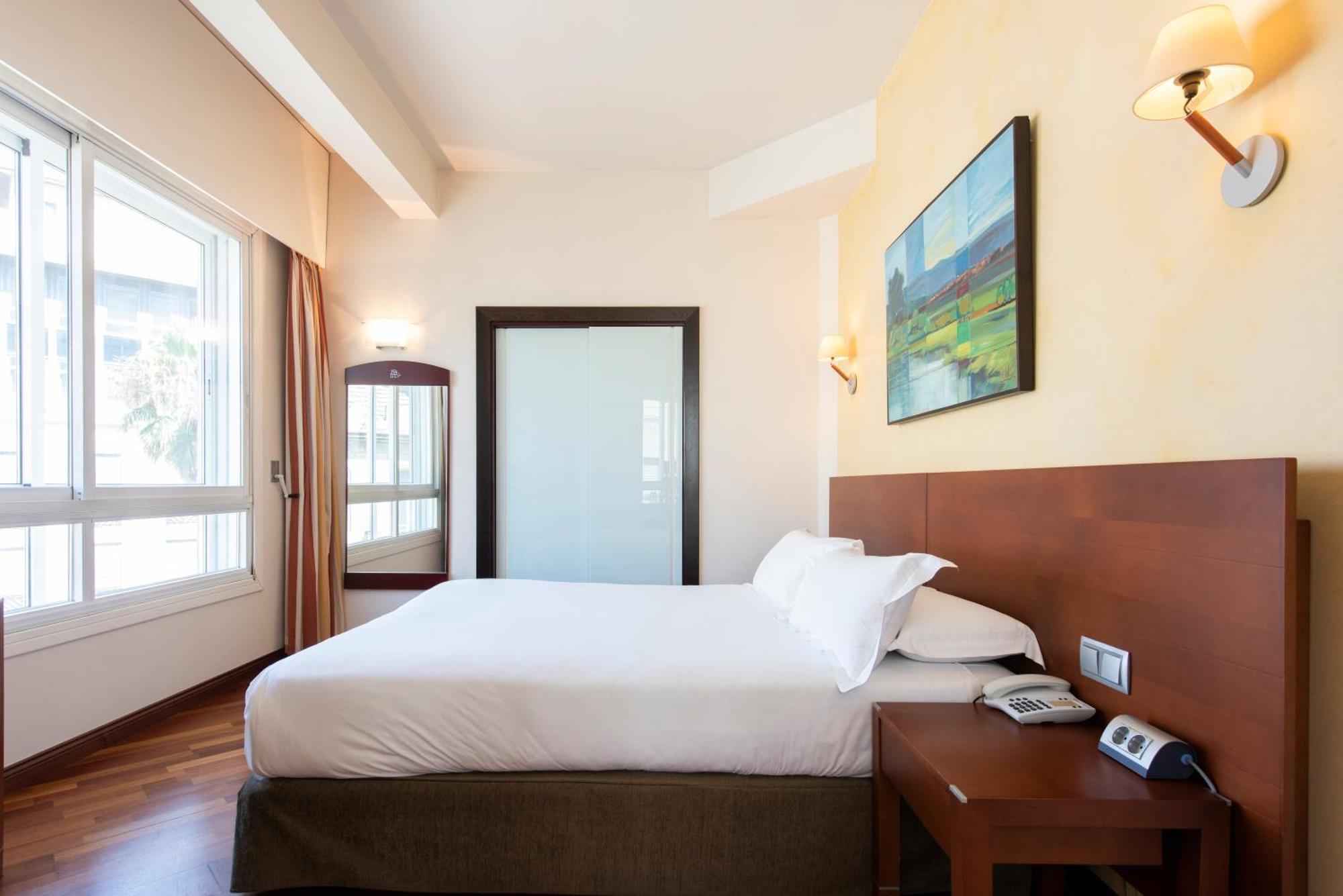 Hotel Maroa Vigo Bagian luar foto