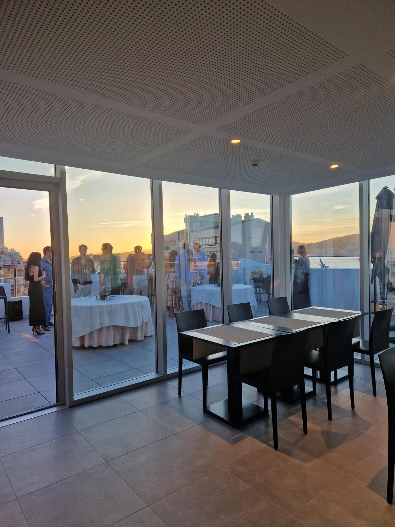 Hotel Maroa Vigo Bagian luar foto